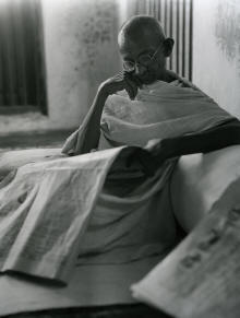 http://www.adhikara.com/walter-bosshard/Mahatma-Gandhi-ji.jpg